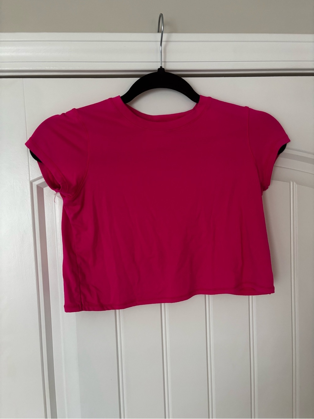 90 Degree By Reflex Hot Pink Short Sleeve Crop Tee